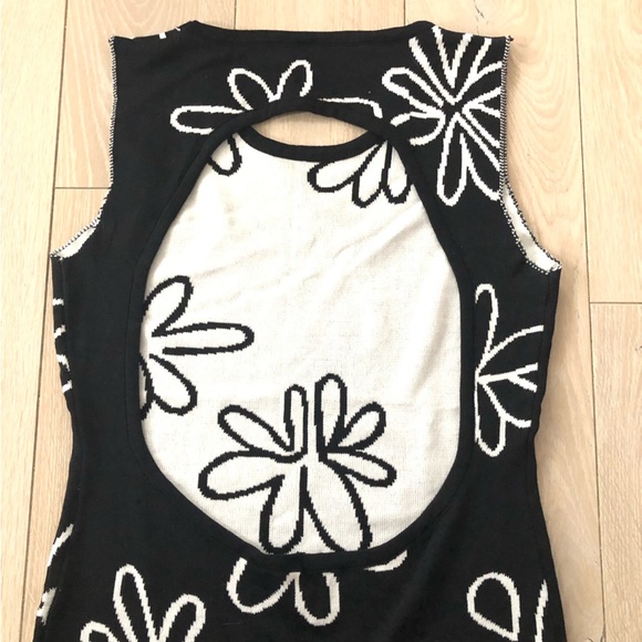 Open Back Floral Knit Slit Dress in Black & White Size S - Picture 6 of 11